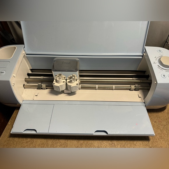 Cricut Explore Air 2 blue - Picture 2 of 4